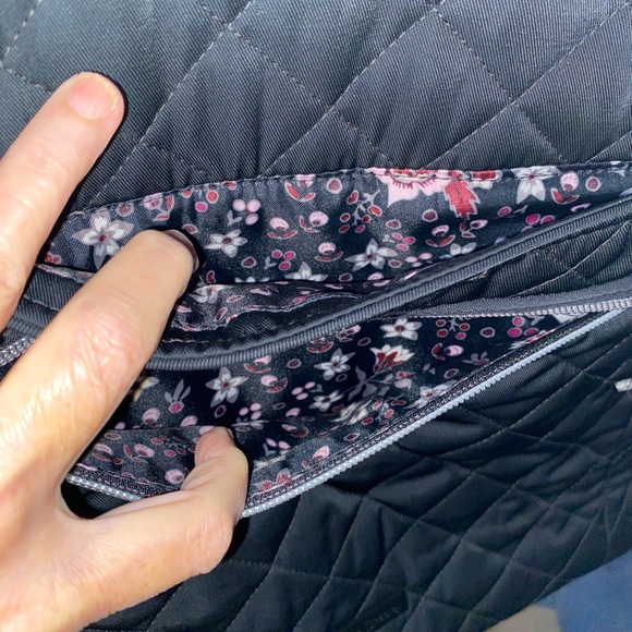 New Black Vera Bradley bag. Never been used. Shoulder or tote offers welcome - Picture 5 of 15